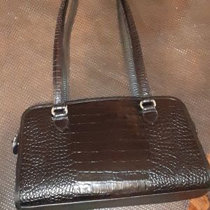 Cabella's medium shoulder bag